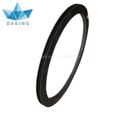 Trijų žiedlapių grafito žiedas